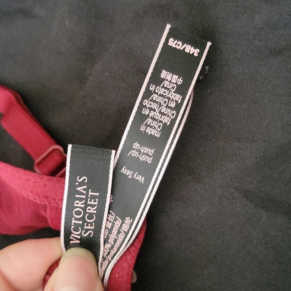 Victoria's Secret Very Sexy Push Up Maroon bra, sz 34B - Picture 3 of 10